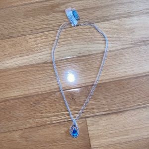 R.H. Macy beautiful blue pendant necklace